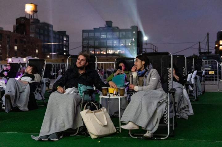How to Prepare for Unexpected Weather at Events